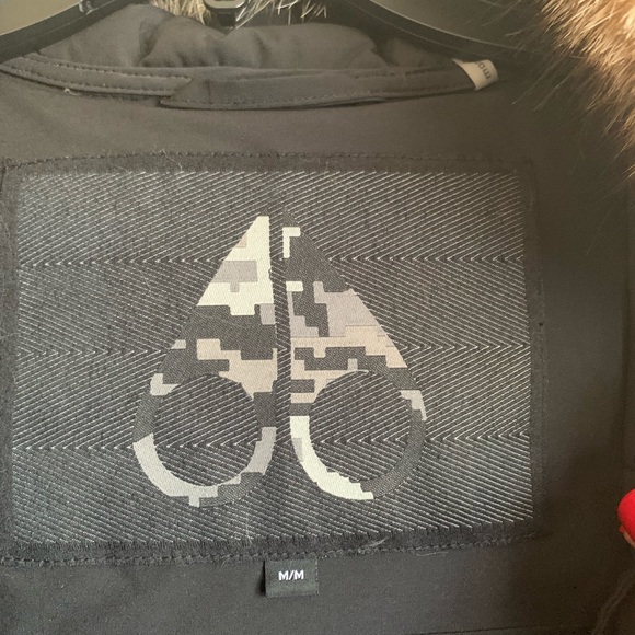 Moose knuckles down jacket Women size M - Picture 3 of 5